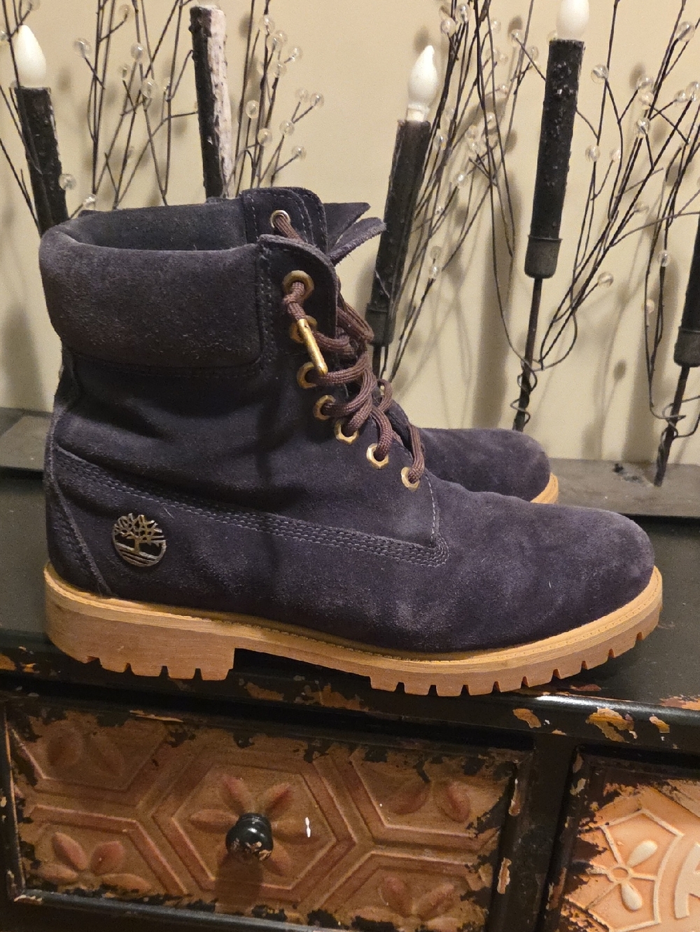 Timberland Men's Navy Suede Lace-Up Boot Limited Edition with Tan Lug Sole